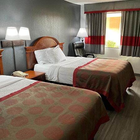 Hotel Ramada By Wyndham Macon Zewnętrze zdjęcie