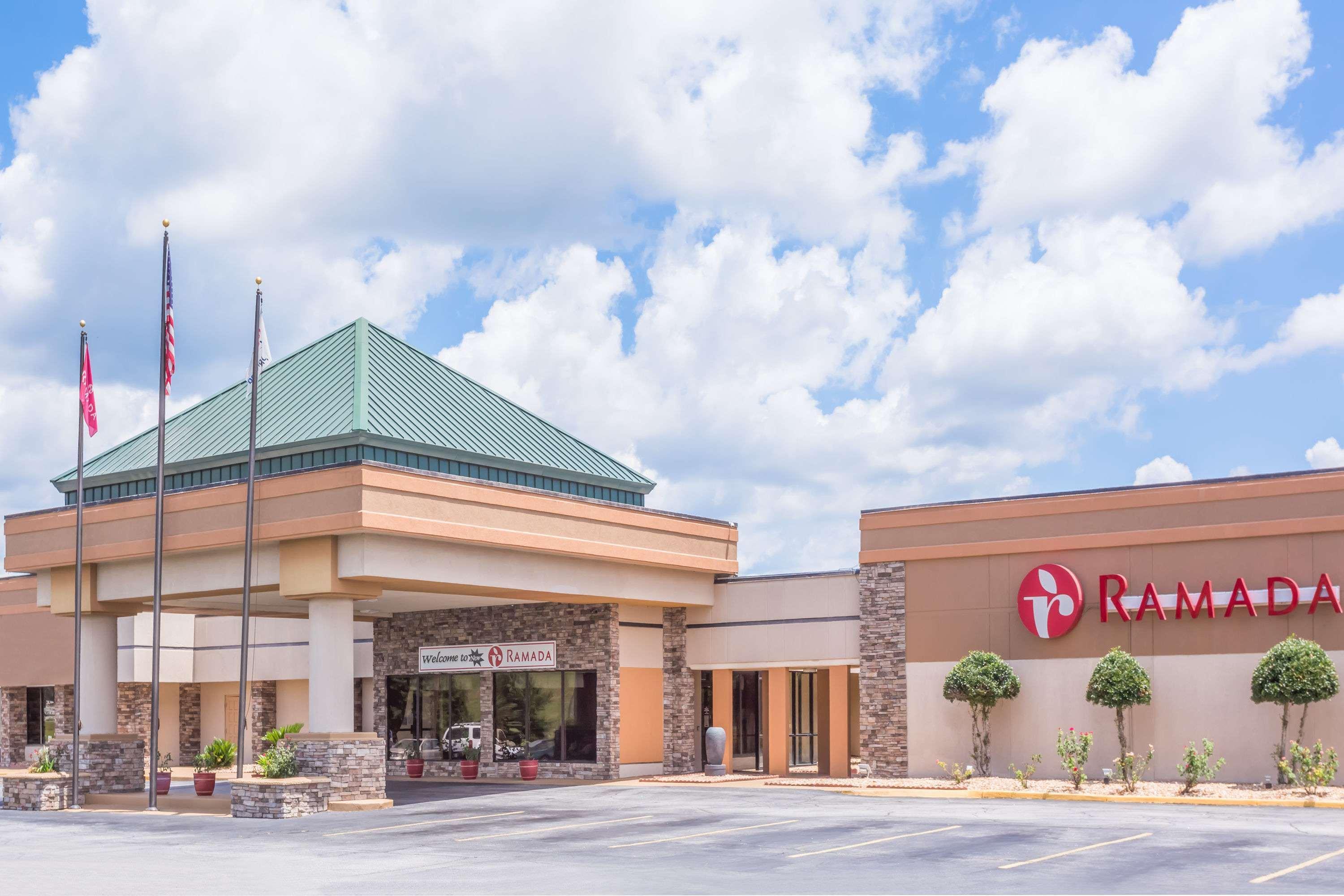 Hotel Ramada By Wyndham Macon Zewnętrze zdjęcie