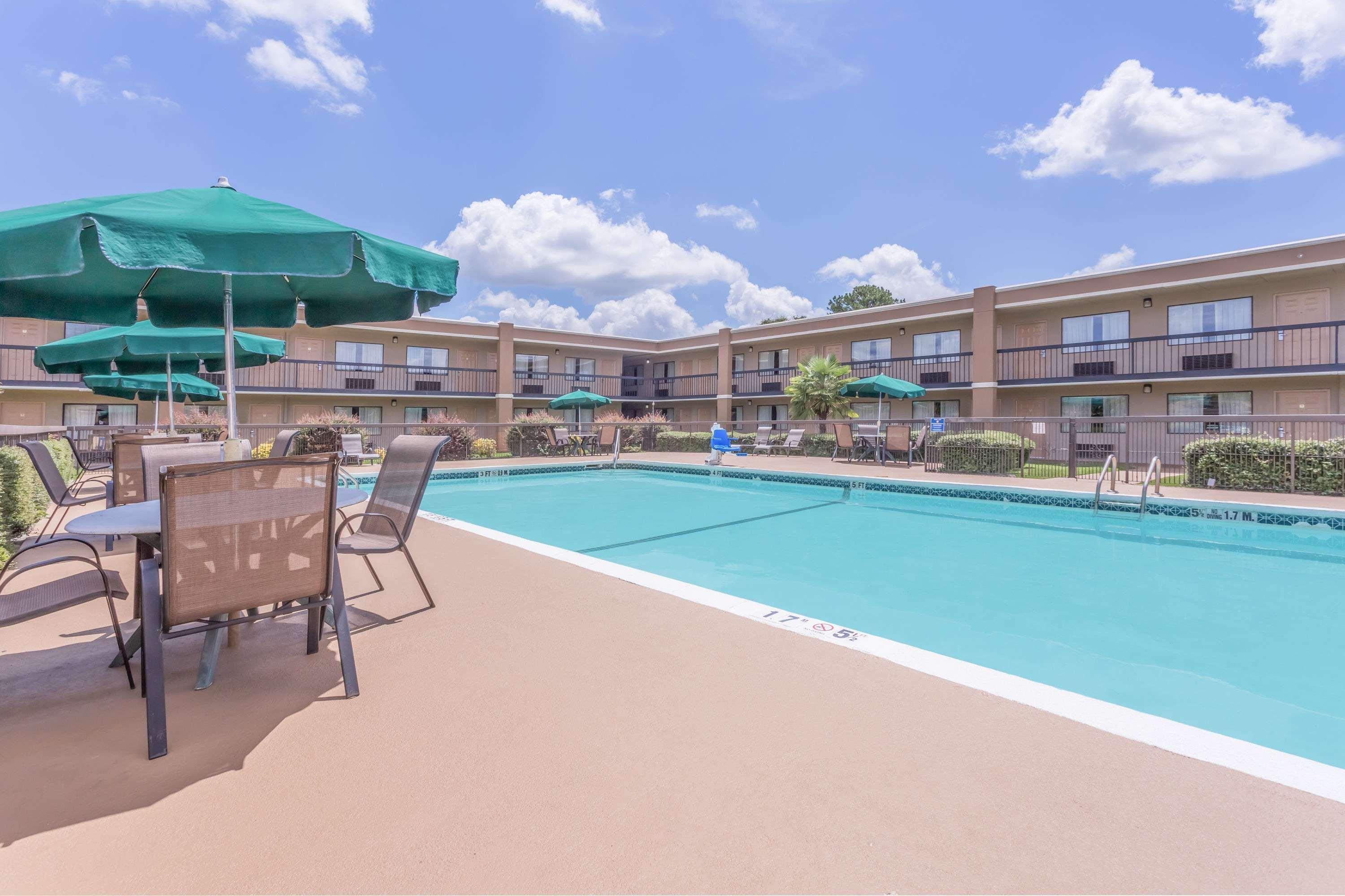 Hotel Ramada By Wyndham Macon Zewnętrze zdjęcie