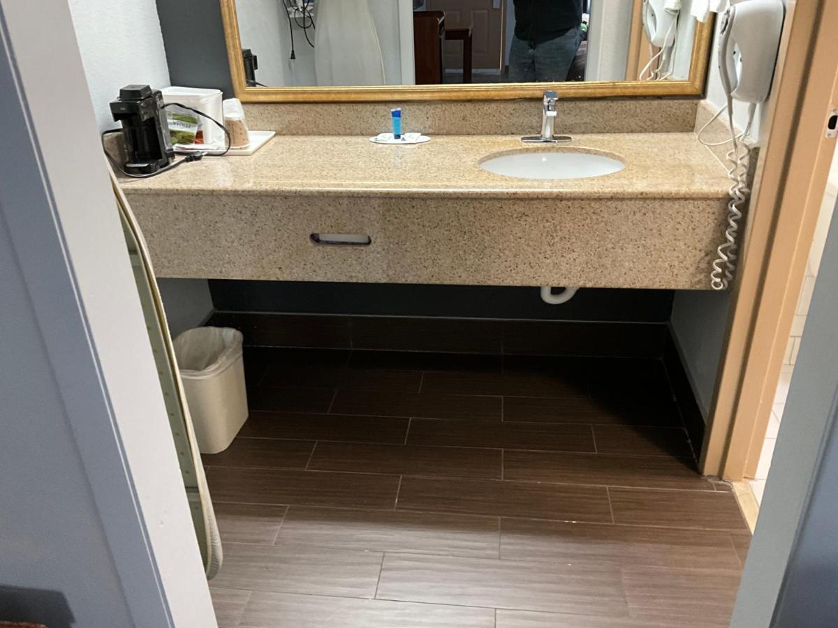 Hotel Ramada By Wyndham Macon Zewnętrze zdjęcie