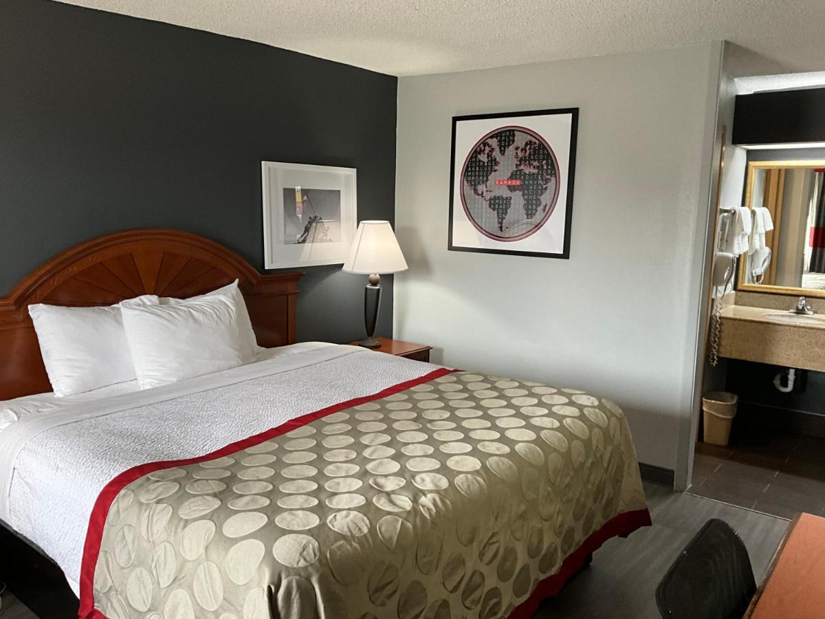 Hotel Ramada By Wyndham Macon Zewnętrze zdjęcie